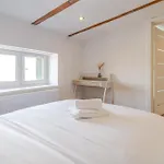 Powstancow Skyline Loft By Bookinghost