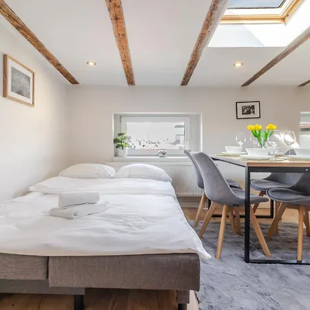 Powstancow Skyline Loft By Bookinghost Appartamento