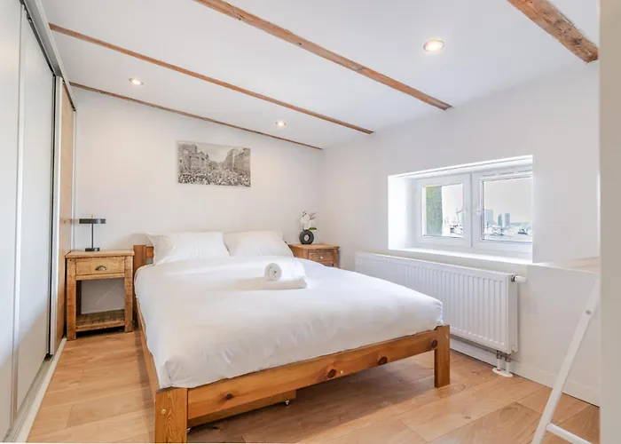 Powstancow Skyline Loft By Bookinghost