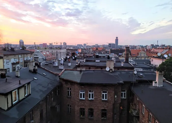 Apartament Powstańców Skyline Loft By Bookinghost